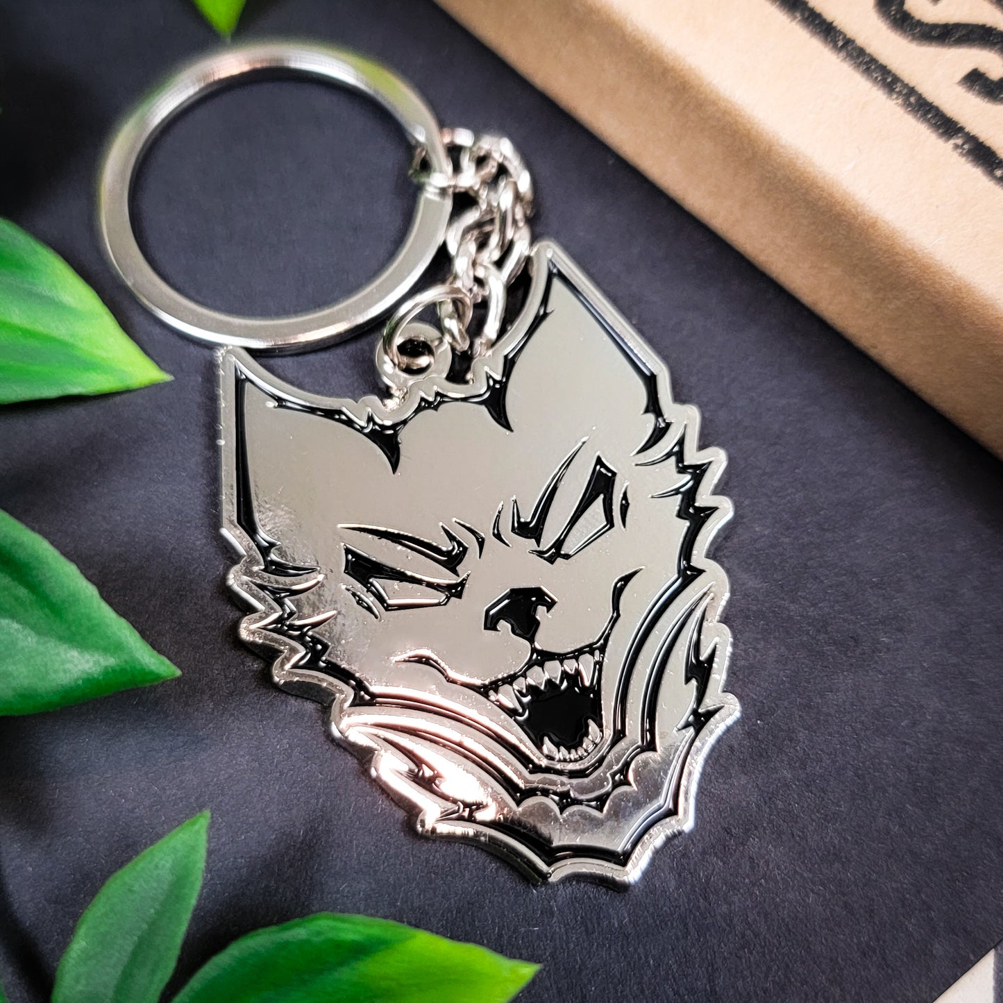 WORLD TOUR METAL KEY-CHAIN