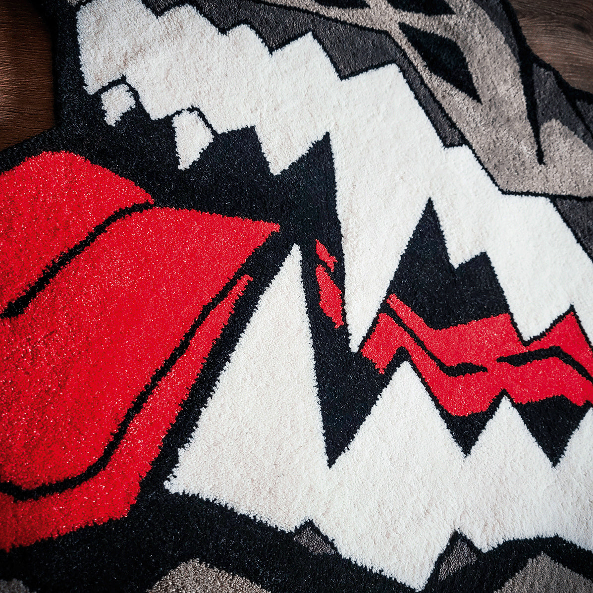 MAW TUFTED ACCENT RUG