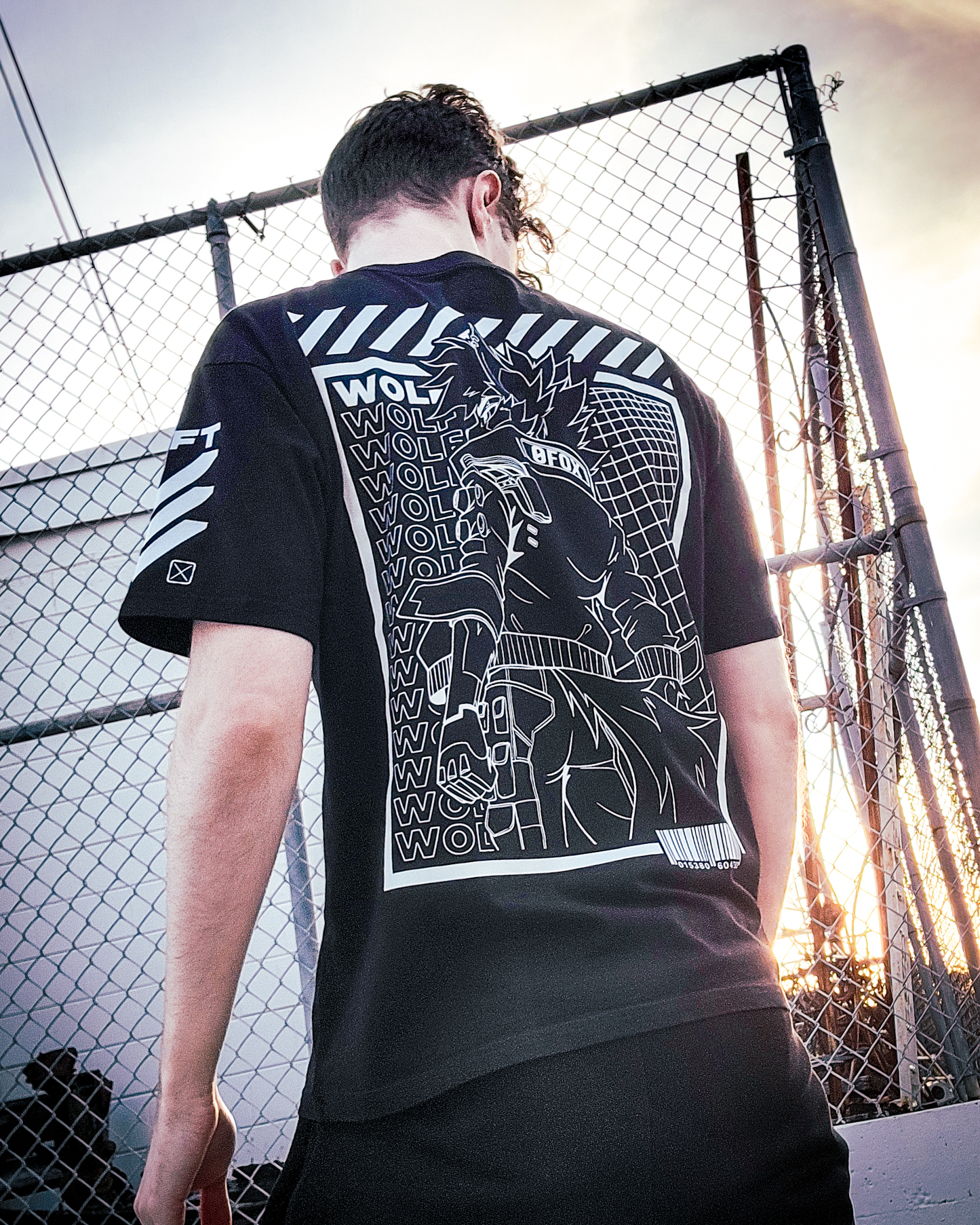 W-01F T-SHIRT BLACK