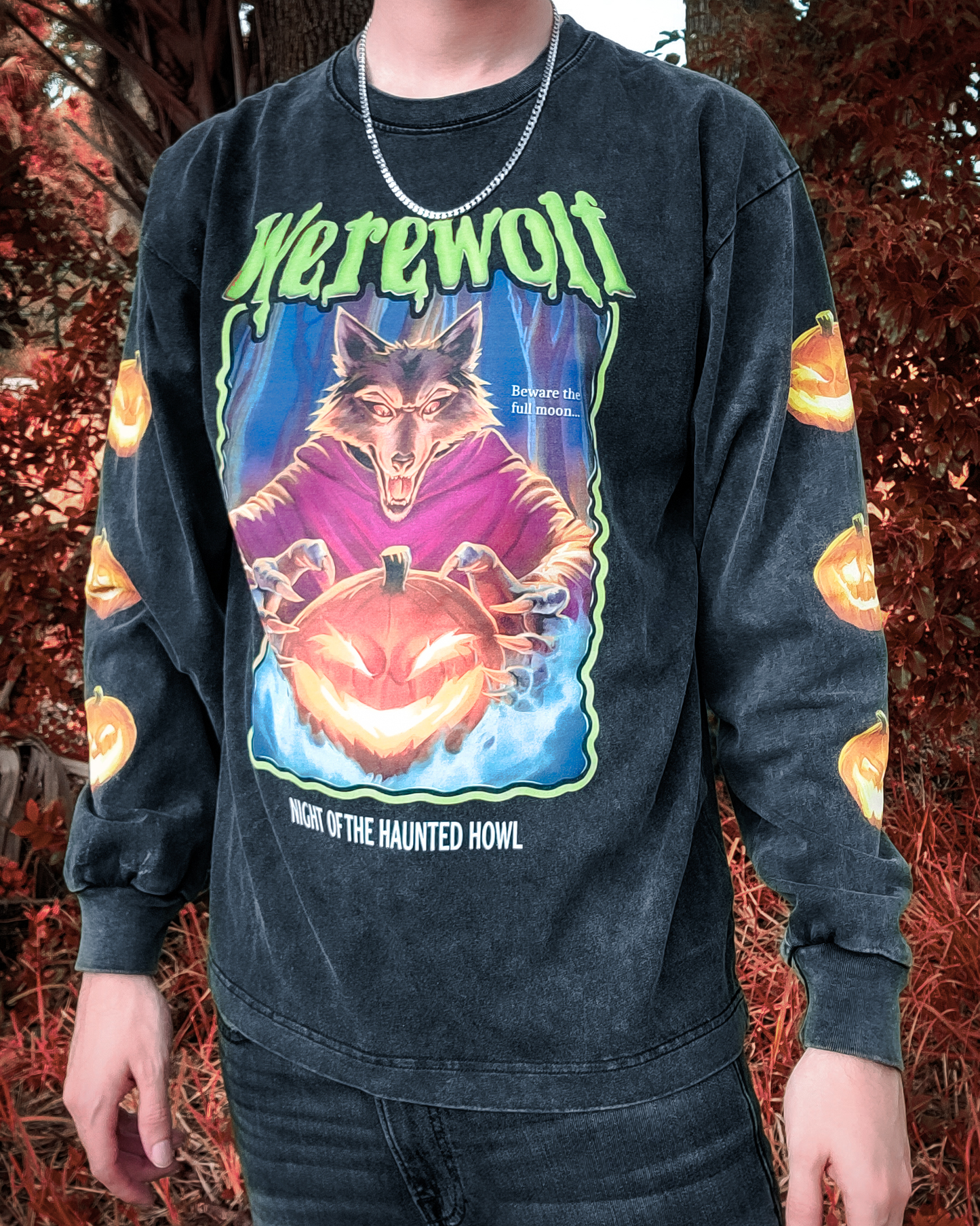 HAUNTED HOWL LONG SLEEVE T-SHIRT