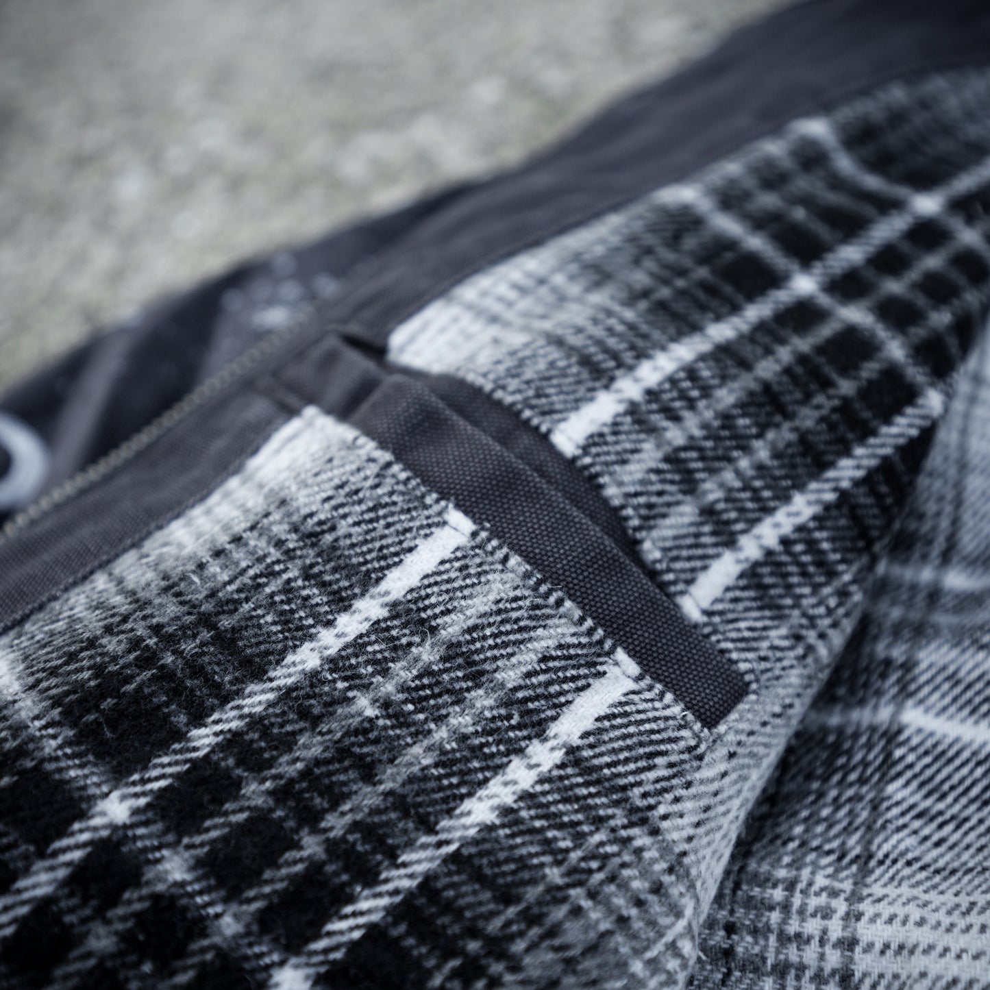 ASHEN WOLF JACKET