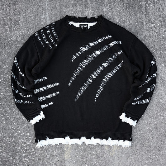 CLAWED SWEATER - BLACK